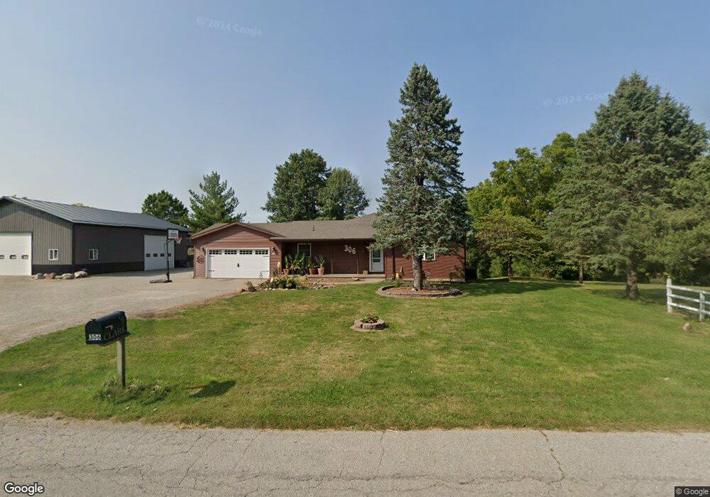 306 Hilltop Rd, Columbus Junction, IA 52738 - photo 1