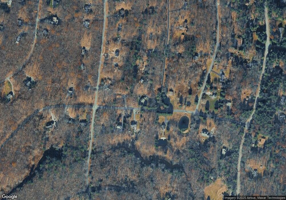 135 Blueberry Dr, Milford, PA 18337 - photo 1