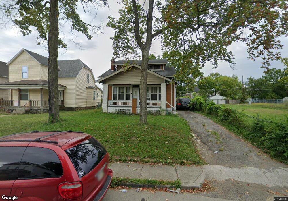 137 Whitethorne Ave, Columbus, OH 43223 - photo 1