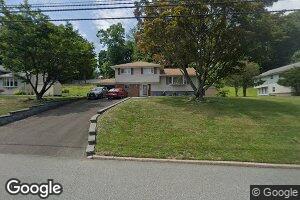 416 Briarwood Ln, Northvale, NJ 07647