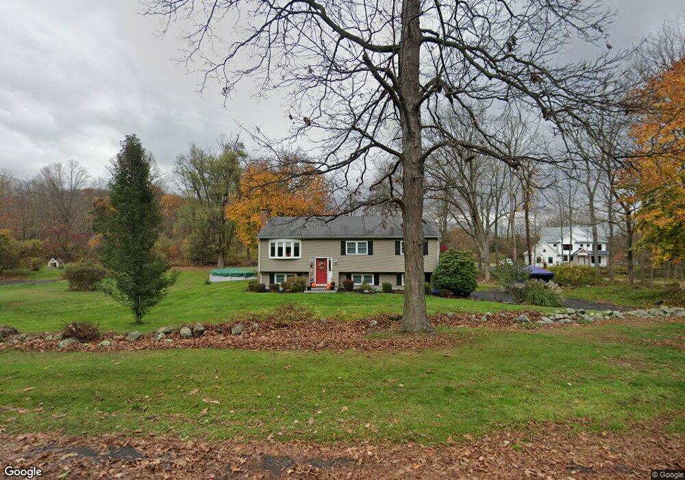 7 Fox Tail Ln, Brookfield, CT 06804 - photo 1