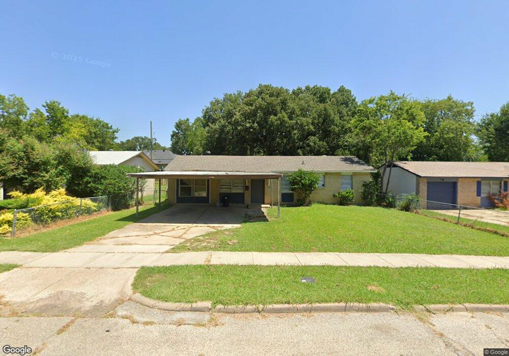 1313 Greenbrier Dr, Mesquite, TX 75149 - photo 1