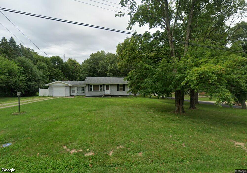 3558 W Queen Ann Ct, Peoria, IL 61615 - photo 1