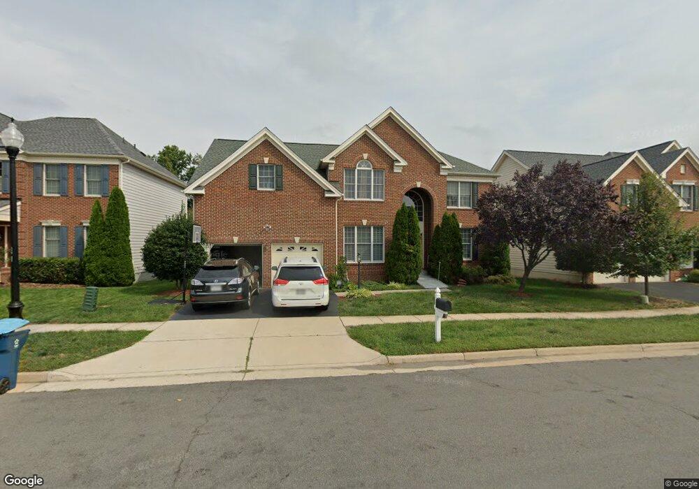 42534 Lewiston Dr, Chantilly, VA 20152 - photo 1