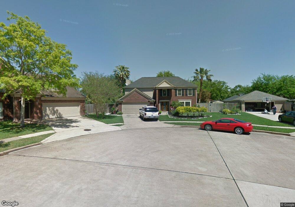 3903 Hazelwood Dr, Pearland, TX 77584 - photo 1