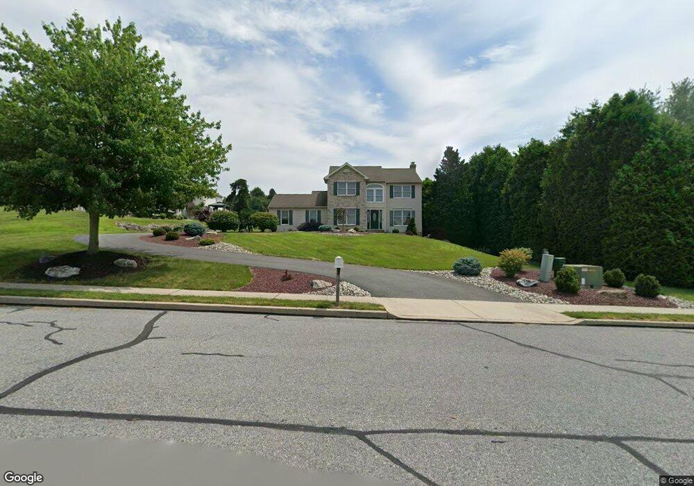 203 Spy Glass Hill Rd, Bath, PA 18014 - photo 1