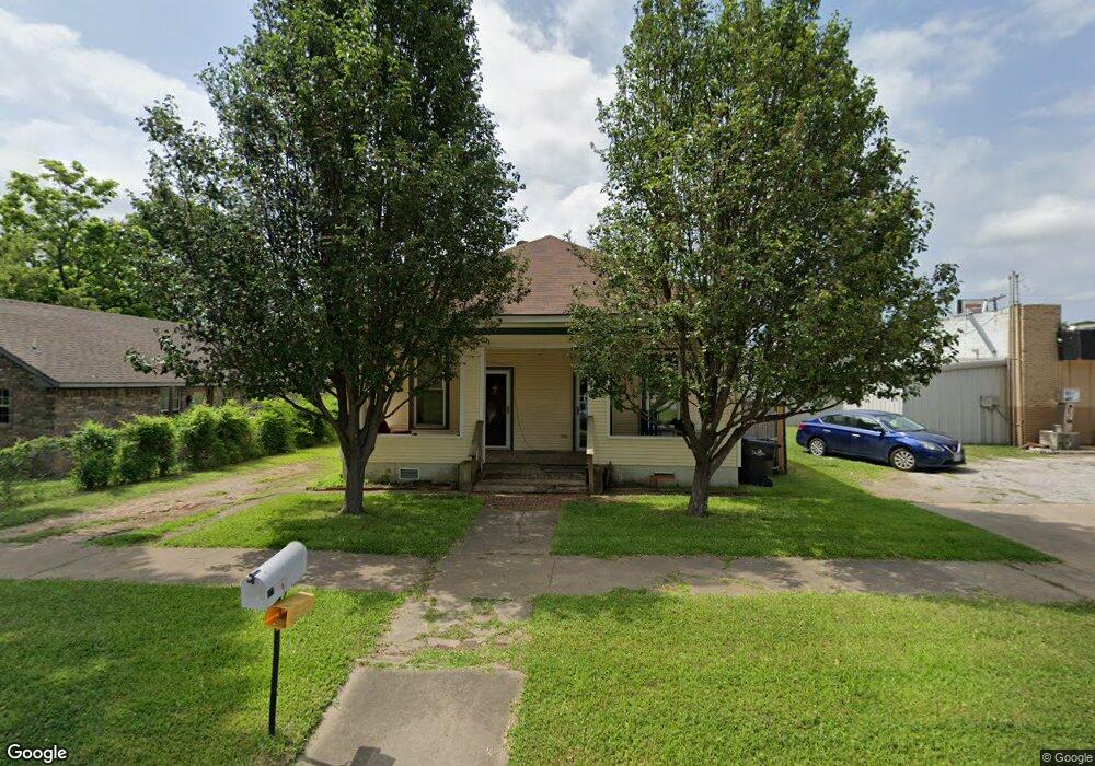 722 W Morgan St, Denison, TX 75020 - photo 1