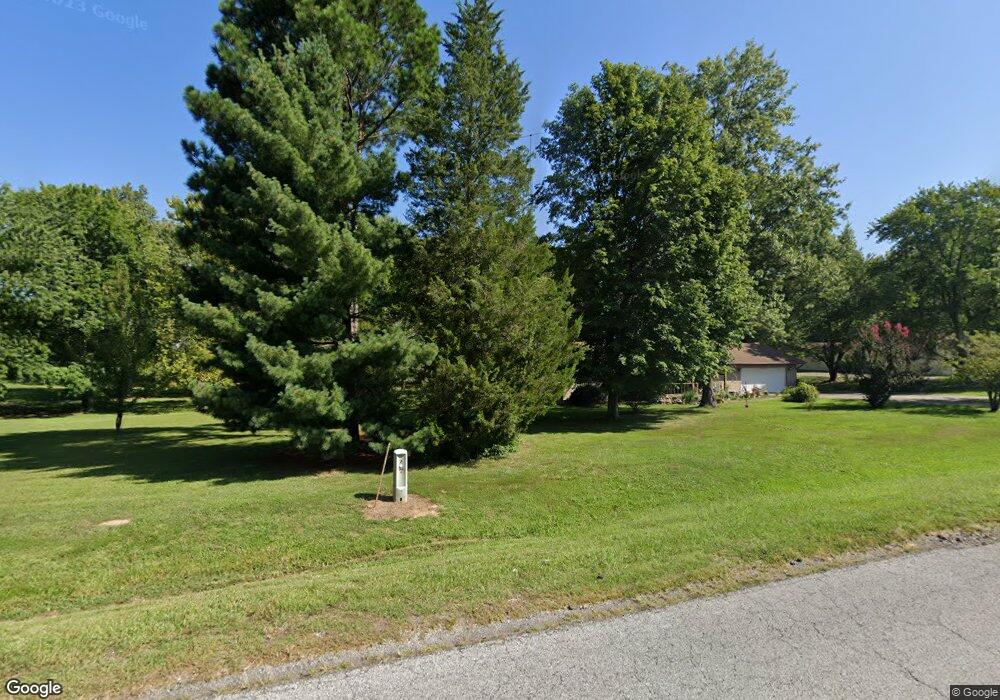 1506 Barnett Rd, Harrisburg, IL 62946 - photo 1