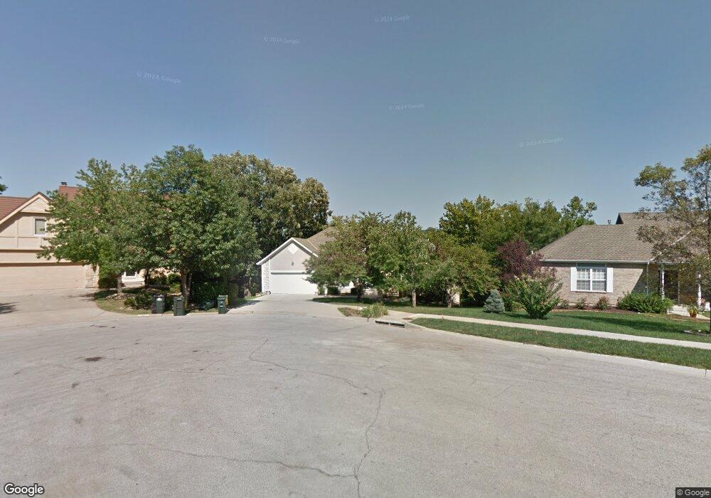 7807 Mullen Rd, Shawnee, KS 66216 - photo 1