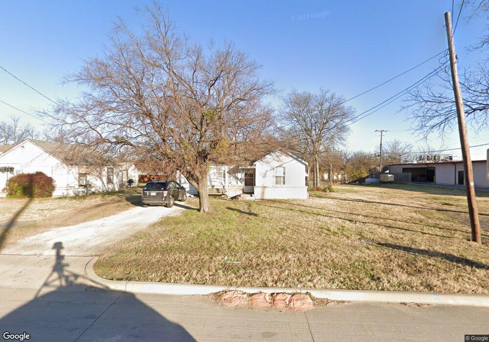 1714 Refinery Rd, Gainesville, TX 76240 - photo 1