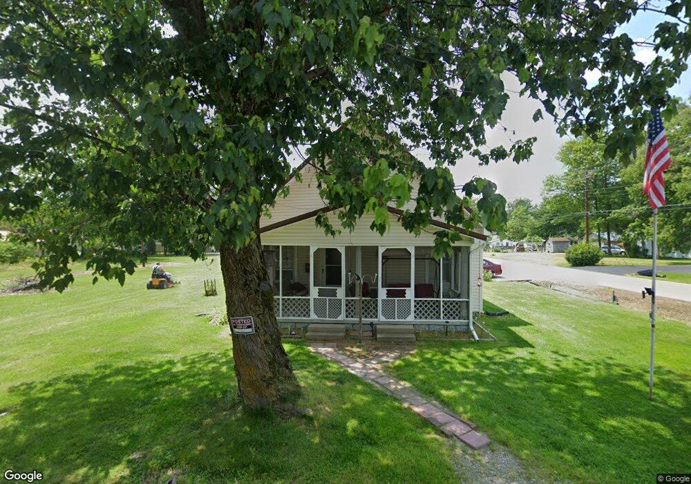 320 S 3rd St, Austin, IN 47102 - photo 1