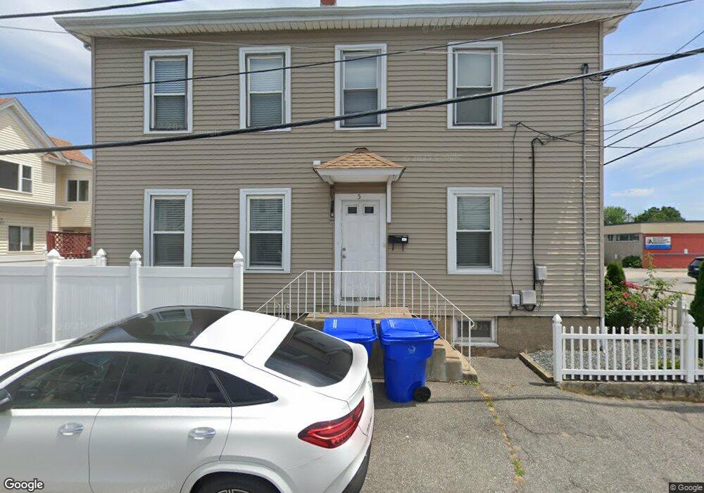 5 Consolation Ave, Pawtucket, RI 02861 - photo 1