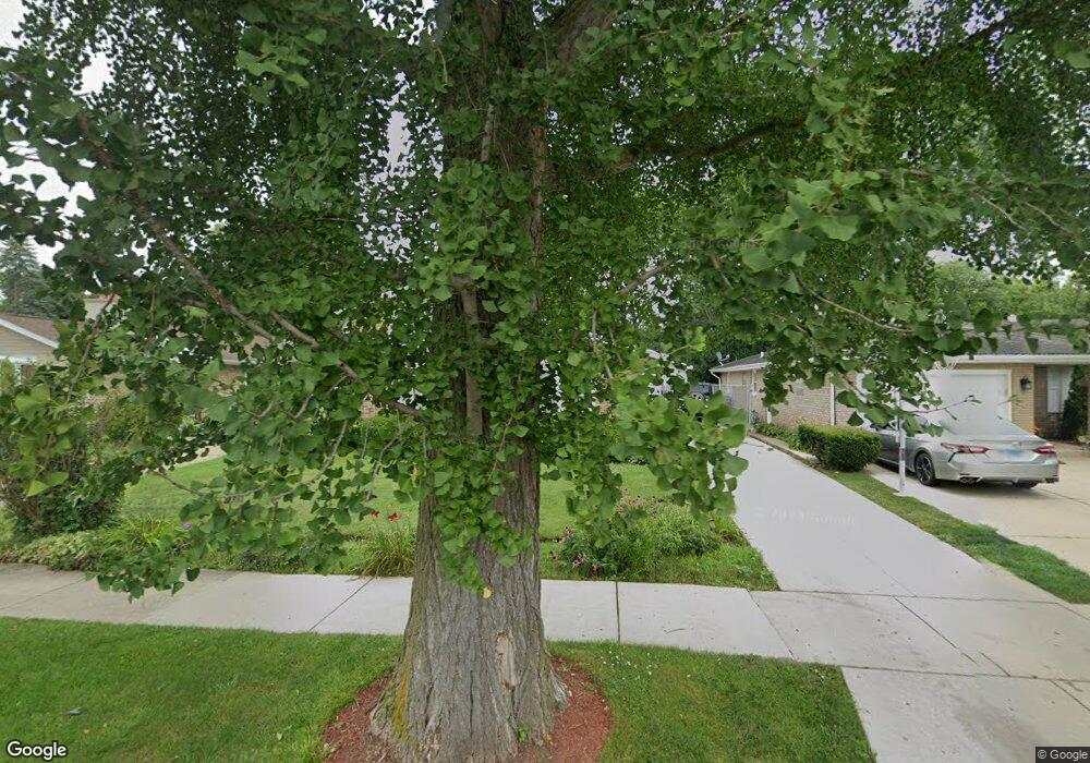 2039 N Jackson St, Waukegan, IL 60087 - photo 1