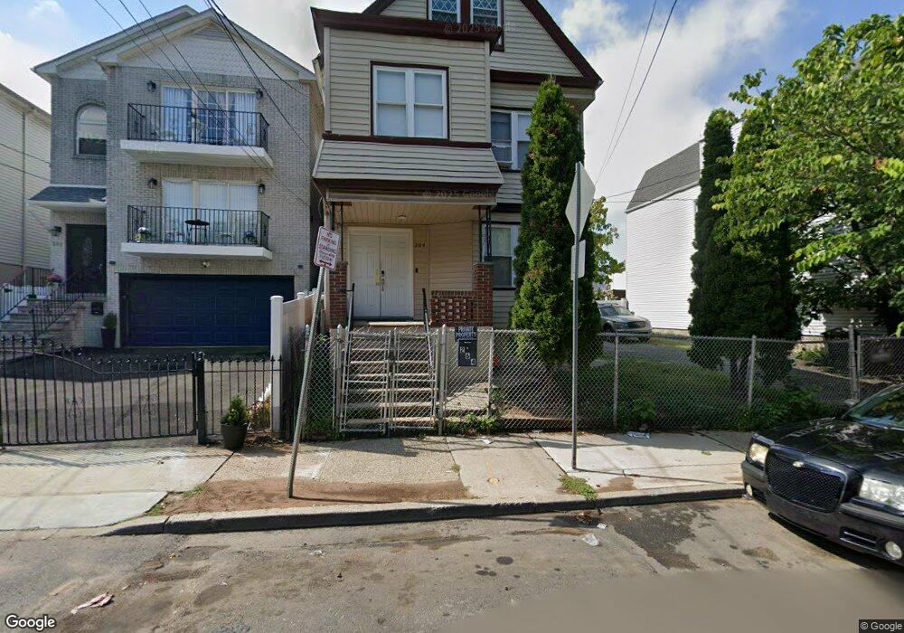 264 W Runyon St unit 1, Newark, NJ 07108 - photo 1