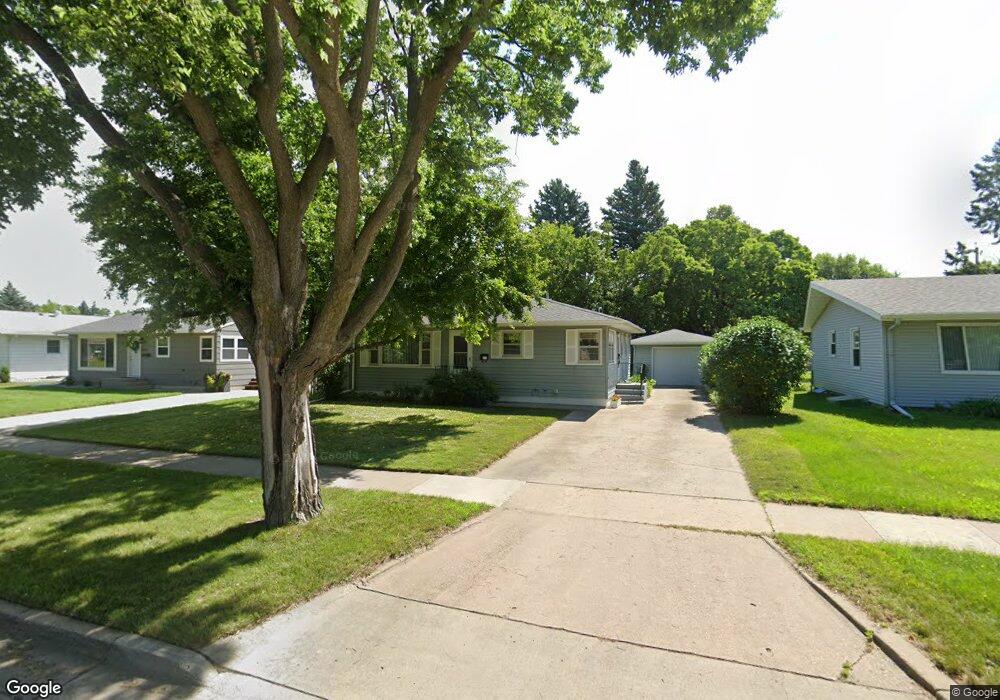 1410 19th St S, Fargo, ND 58103 - photo 1