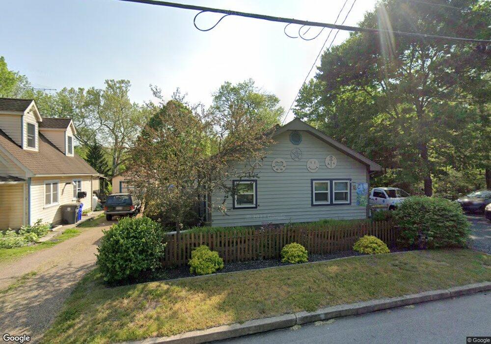 531 Manatawny St, Pottstown, PA 19464 - photo 1