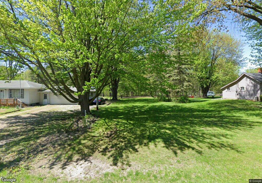 1210 van Vleet Rd, Swartz Creek, MI 48473 - photo 1