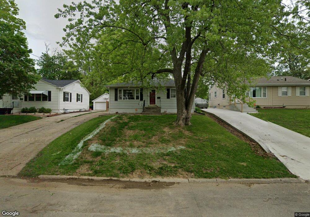 3201 57th St, Des Moines, IA 50310 - photo 1