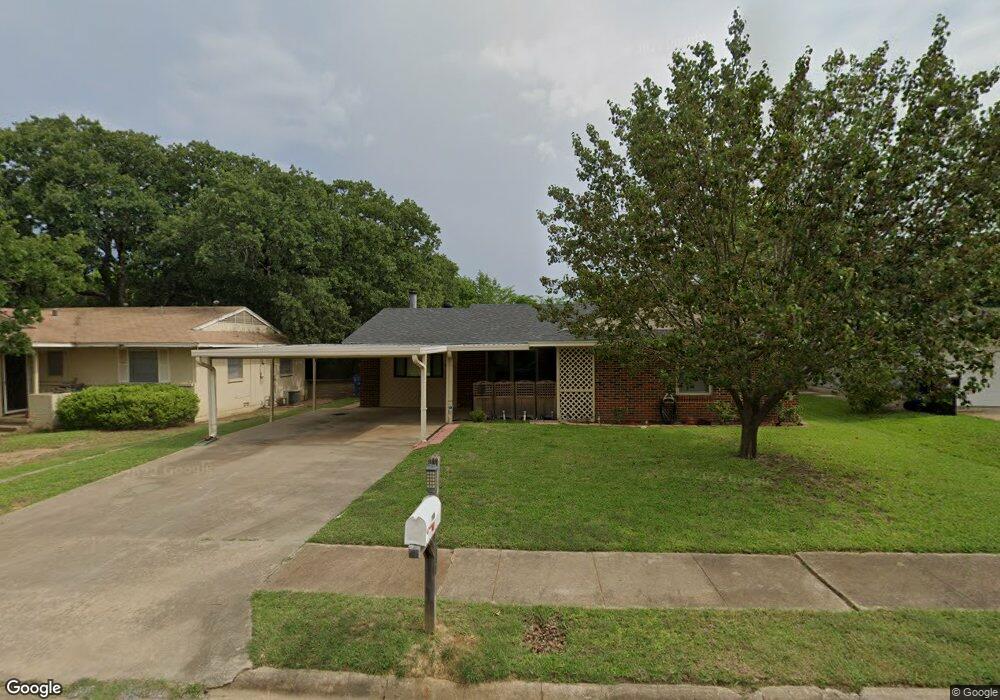 517 Forrest Ln, Denison, TX 75021 - photo 1