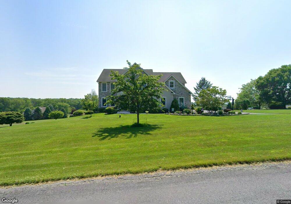 378 E Dannersville Rd, Bath, PA 18014 - photo 1