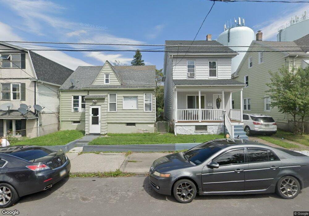 669 Mckinley St, Hazleton, PA 18201 - photo 1