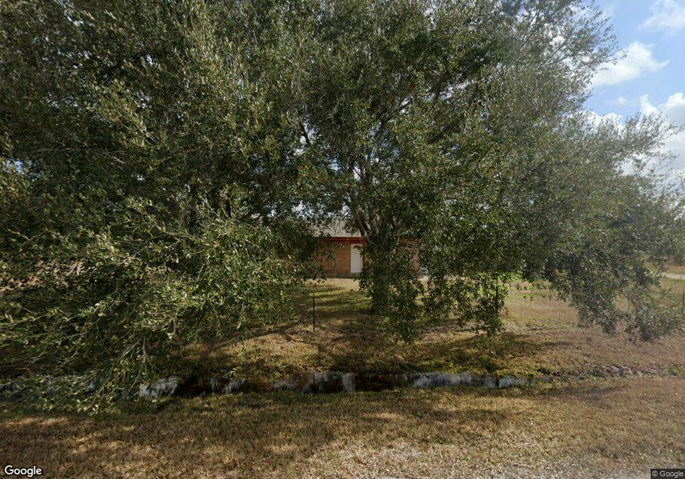 12927 Country Lea Ln, Alvin, TX 77511 - photo 1