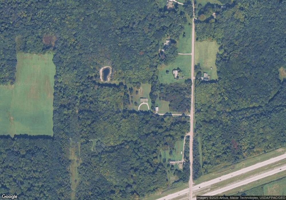 567 S Parrish Rd, Conneaut, OH 44030 - photo 1