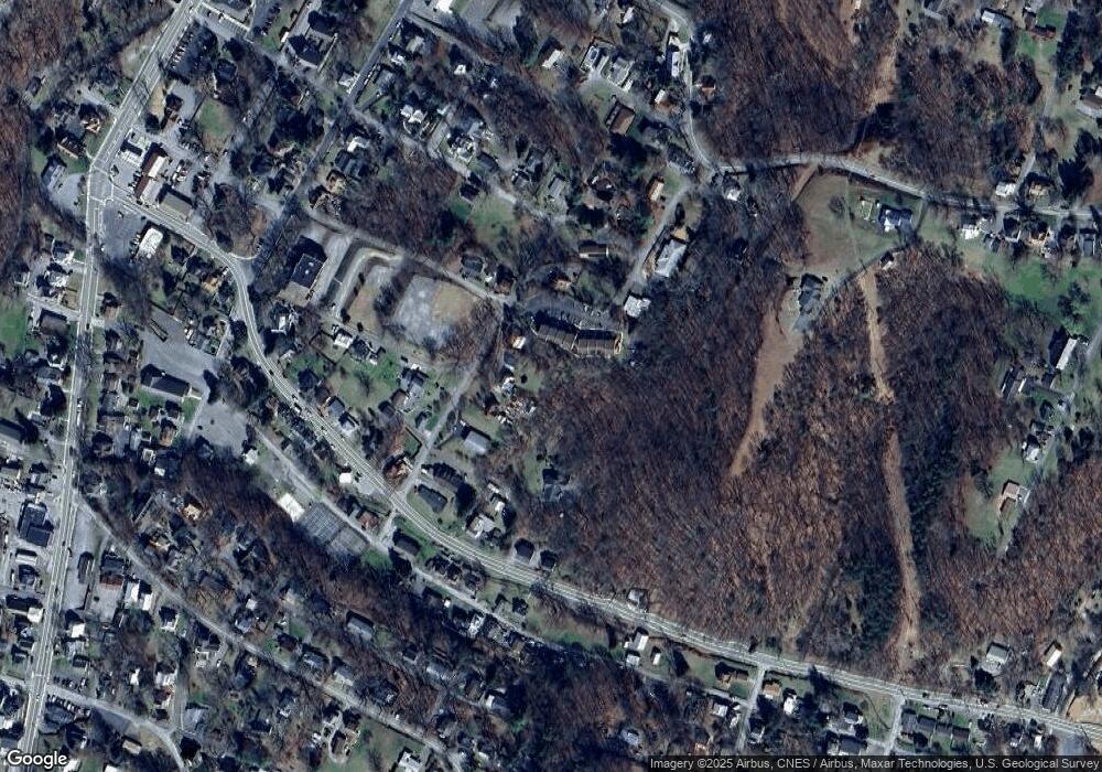 416 Ewing St, Berkeley Springs, WV 25411 - photo 1