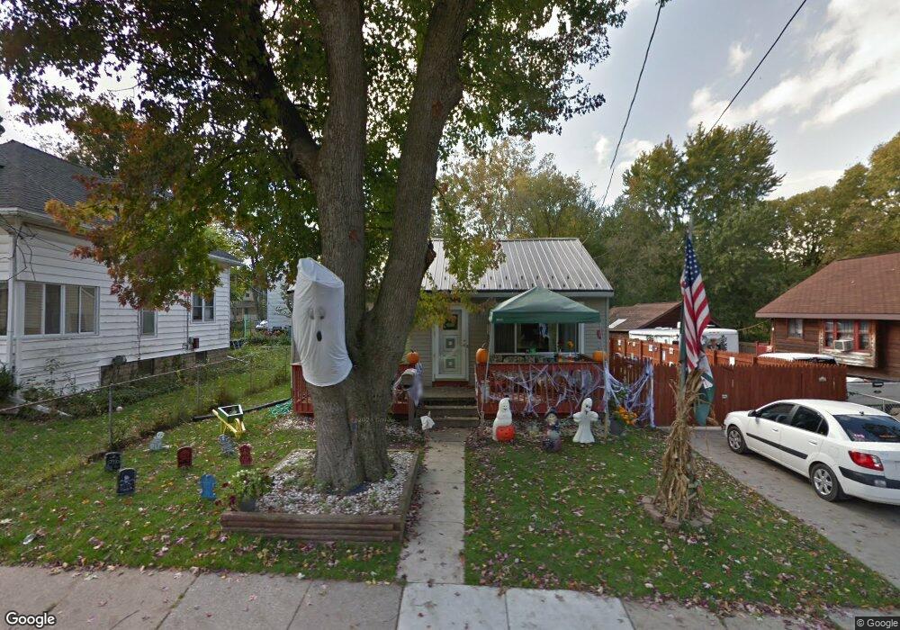 1734 Donora St, Lansing, MI 48910 - photo 1