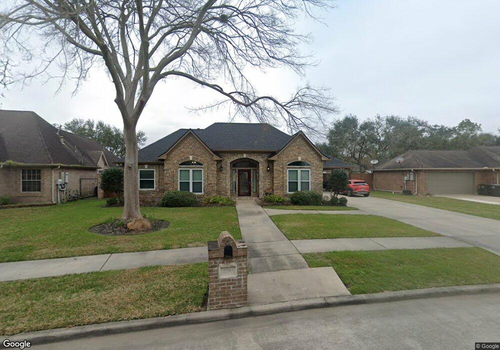 2170 Troon Dr, Alvin, TX 77511 - photo 1