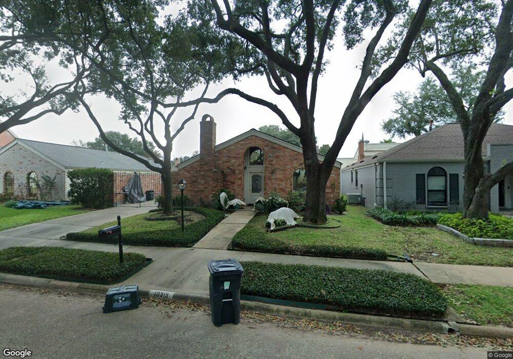 10315 Briar River Dr, Houston, TX 77042 - photo 1