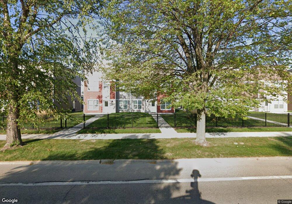 1618 Ellis Blvd NW, Cedar Rapids, IA 52405 - photo 1