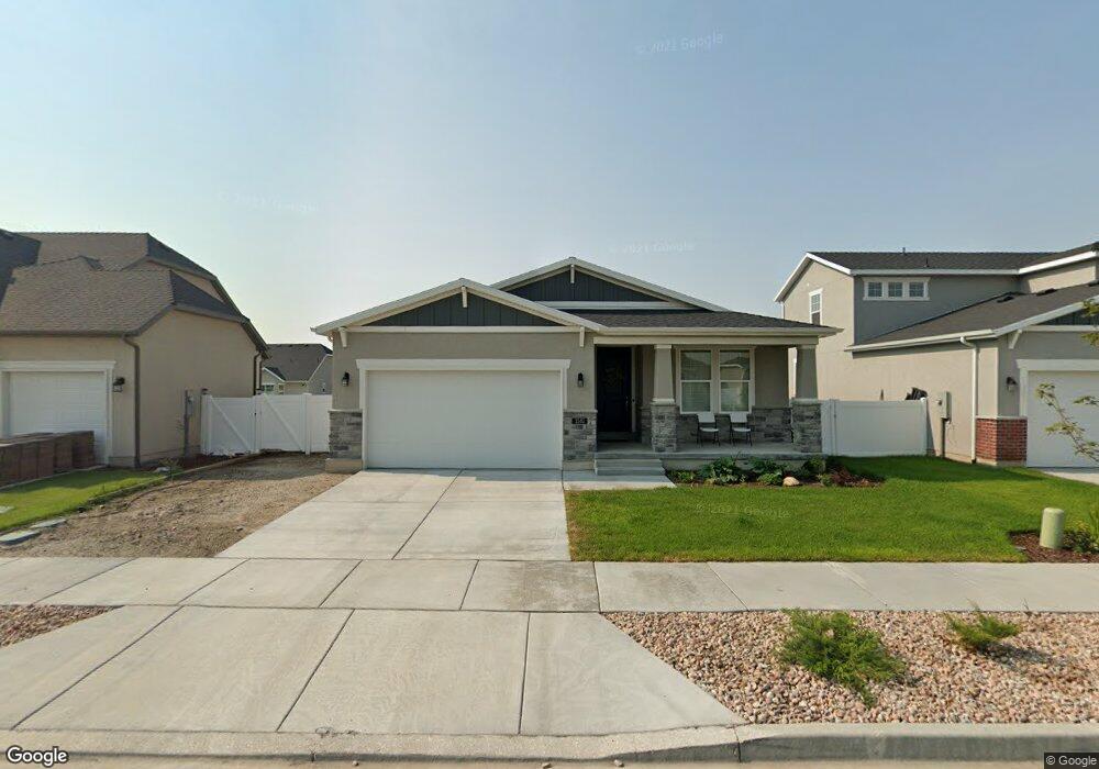 1581 W Brookview Dr, Lindon, UT 84042 - photo 1