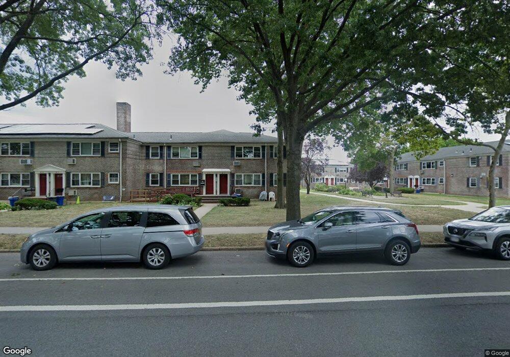 6819 150th St unit 336B, Flushing, NY 11367 - photo 1