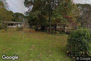 230 King Arthur Dr, Woodstock, GA 30189