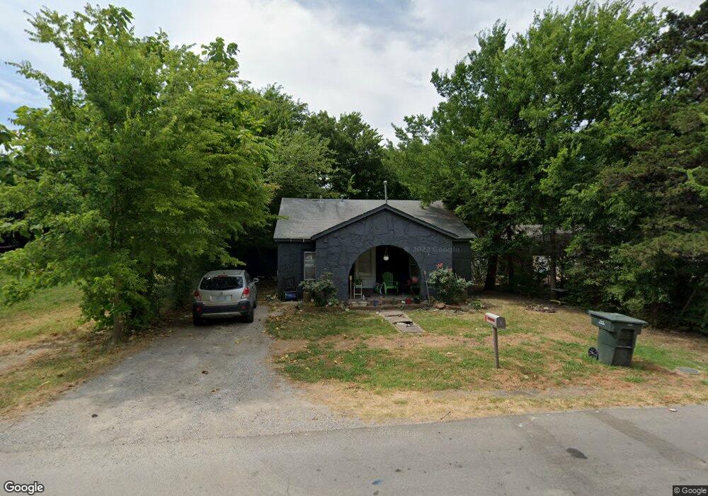 210 Pine Ave, Skiatook, OK 74070 - photo 1