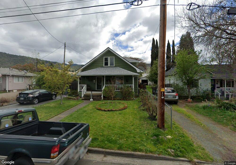 1341 NW Conklin Ave, Grants Pass, OR 97526 - photo 1