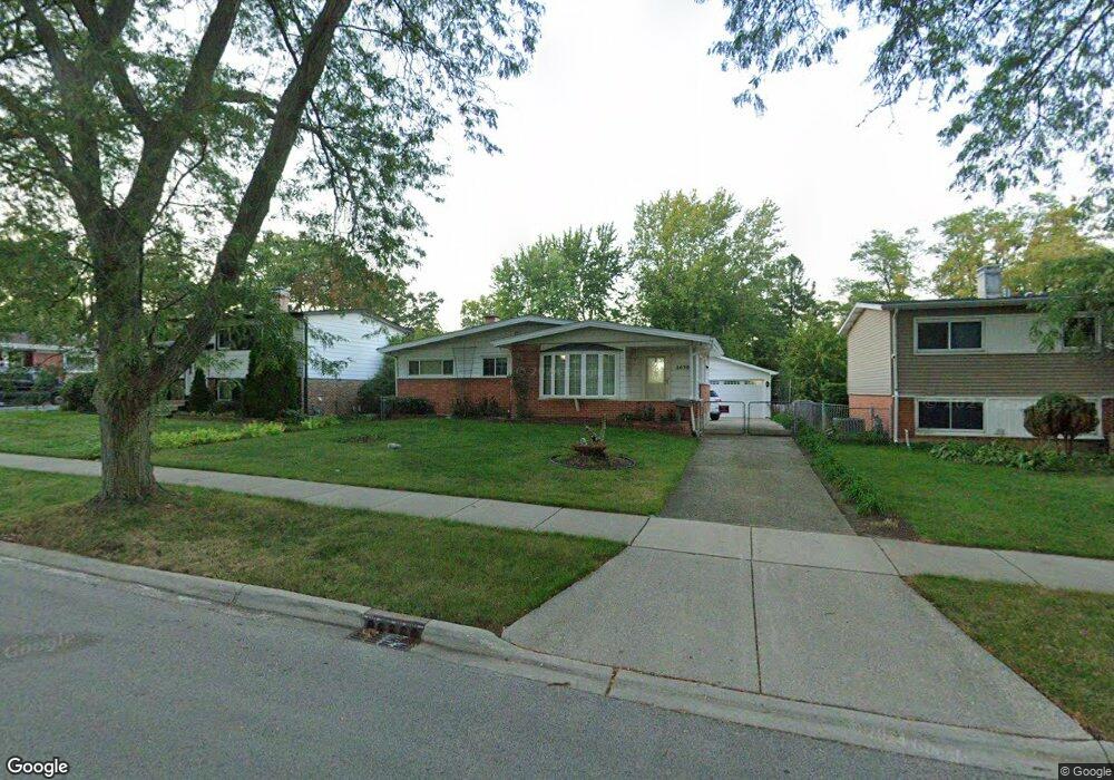 2020 Devonshire Rd, Waukegan, IL 60087 - photo 1