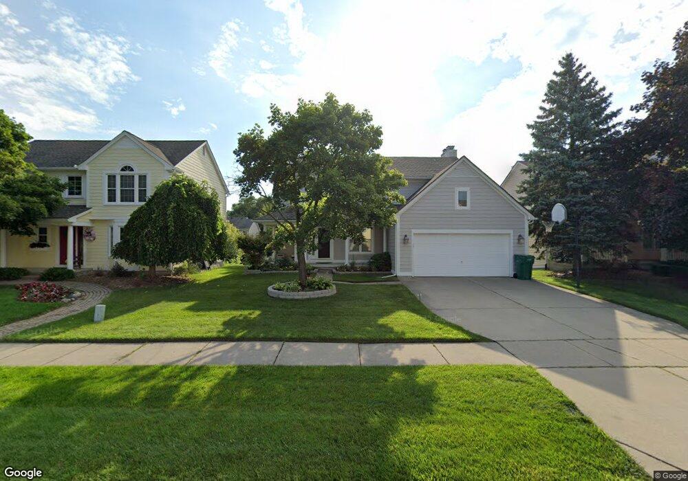 873 Chase Way Blvd, Auburn Hills, MI 48326 - photo 1