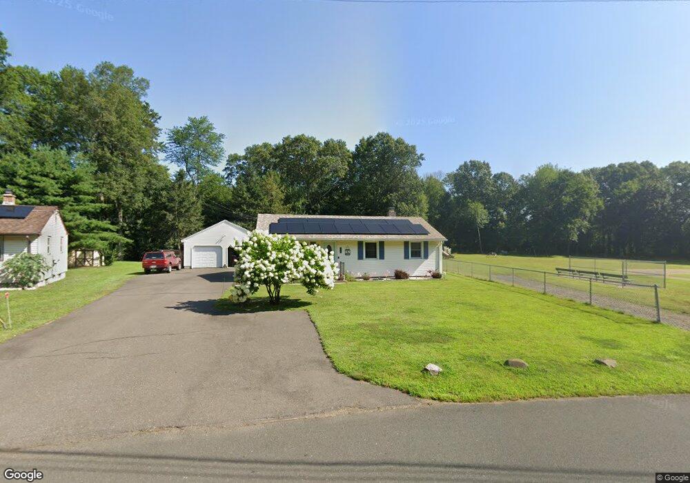 91 Belaire Cir, Windsor Locks, CT 06096 - photo 1