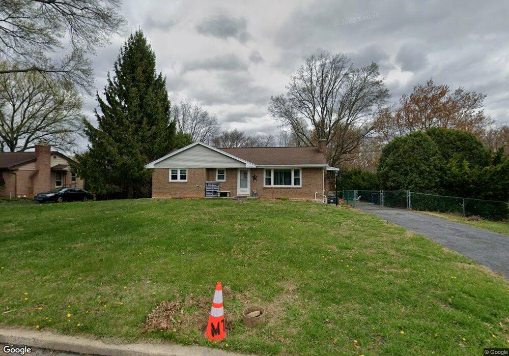 3209 Stoudts Ferry Bridge Rd, Reading, PA 19605 - photo 1