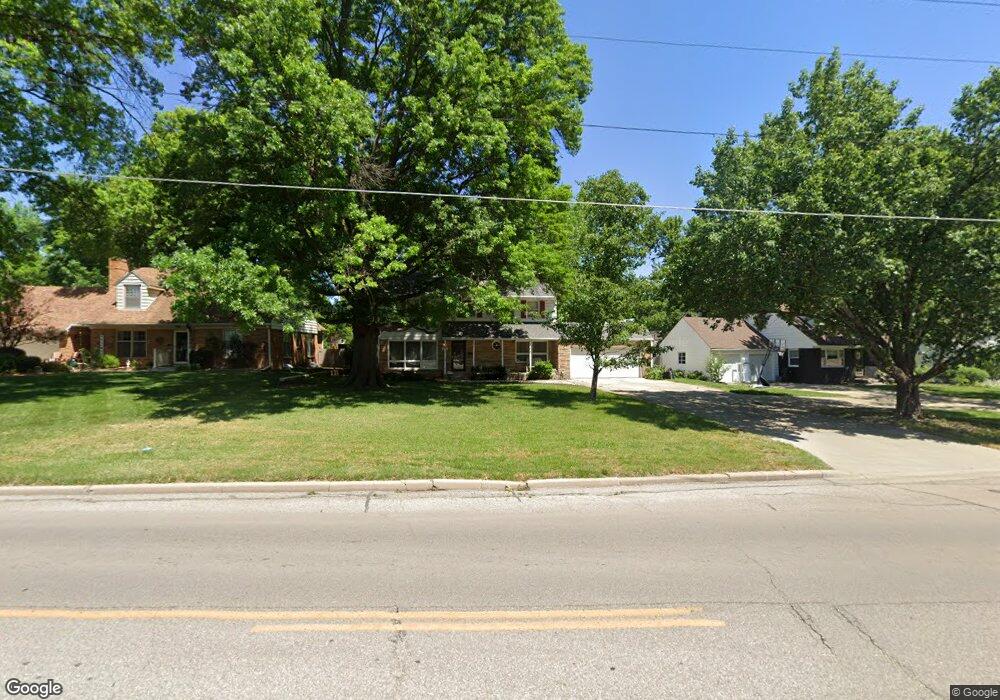 3606 SW 17th St, Topeka, KS 66604 - photo 1