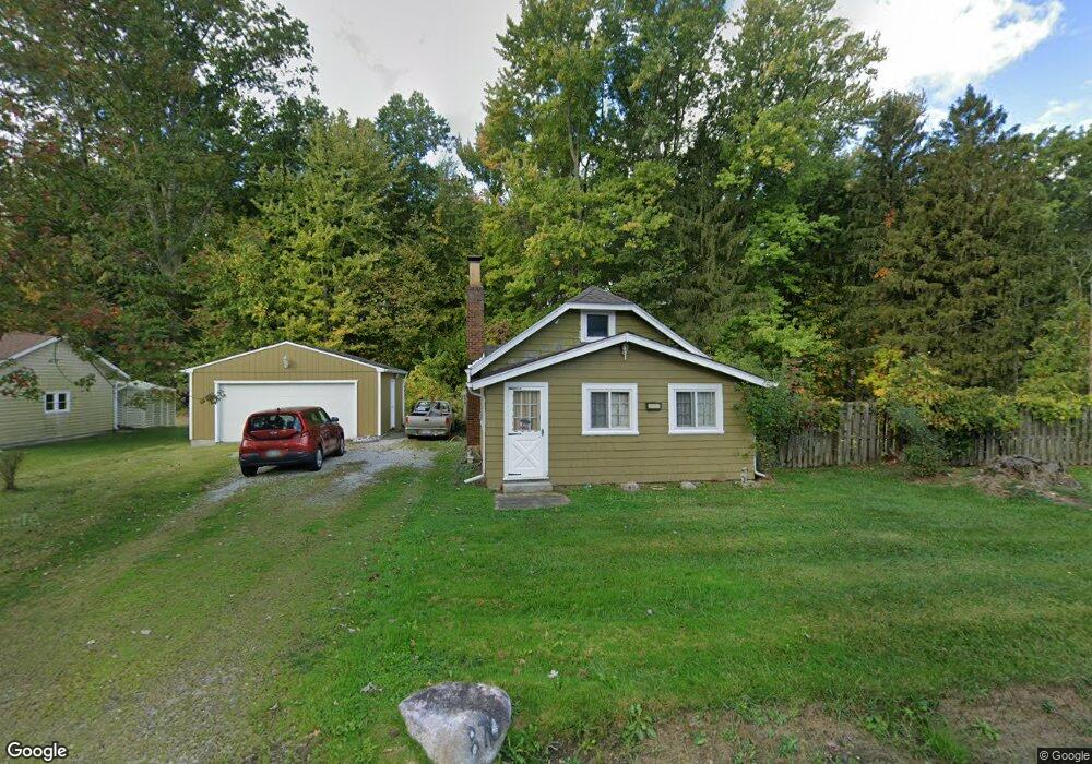 870 W Shore Blvd, Sheffield Lake, OH 44054 - photo 1