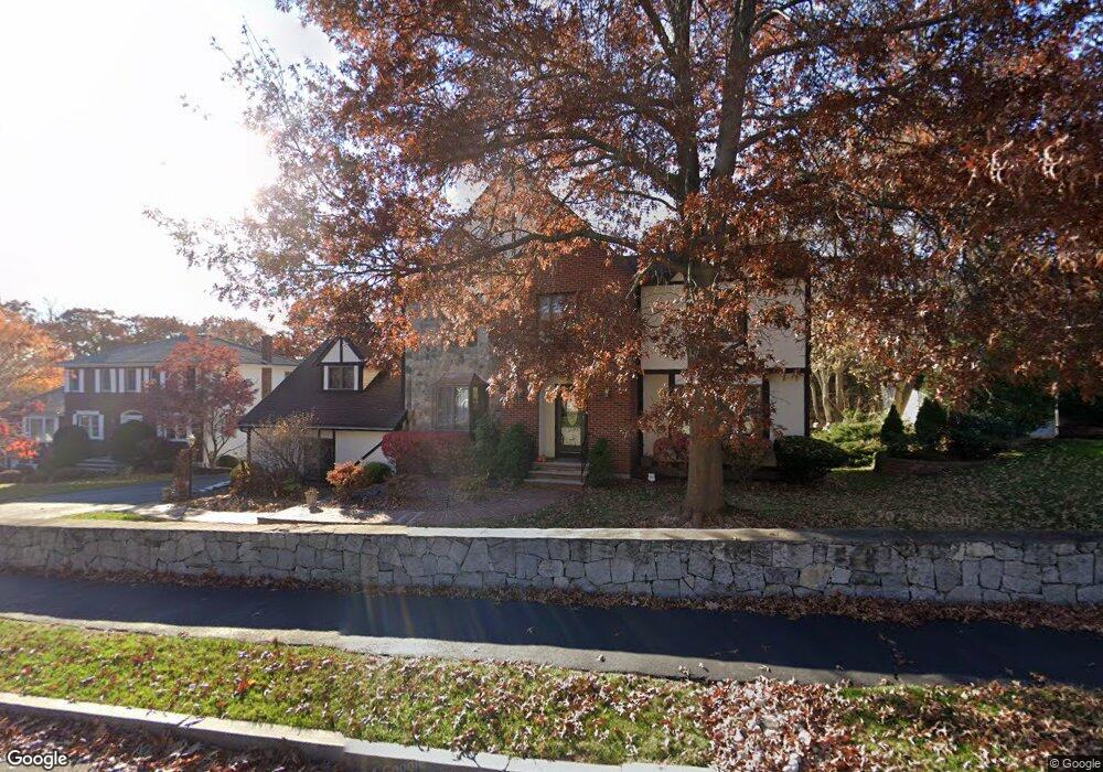 20 Ellen Rd, Stoneham, MA 02180 - photo 1