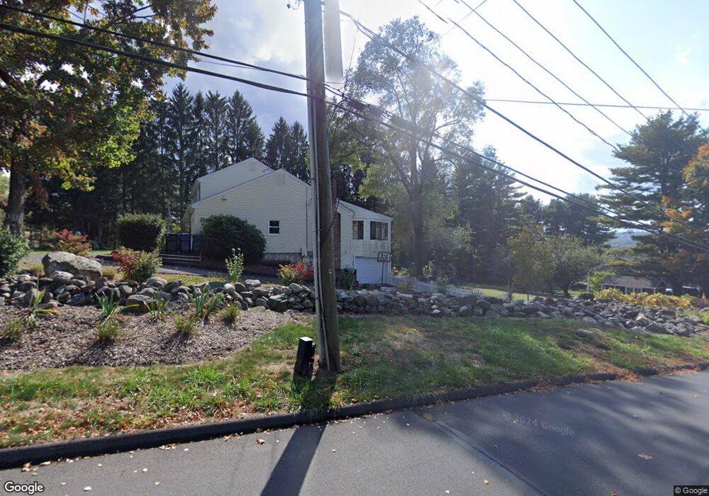 6 Skip Ln, Burlington, CT 06013 - photo 1