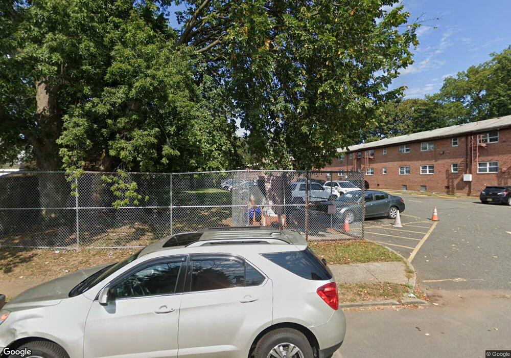 613 Newman Place unit 10, Roselle, NJ 07203 - photo 1