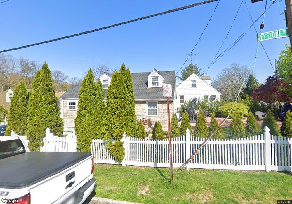 2 Keystone Rd, Yonkers, NY 10710 - photo 1