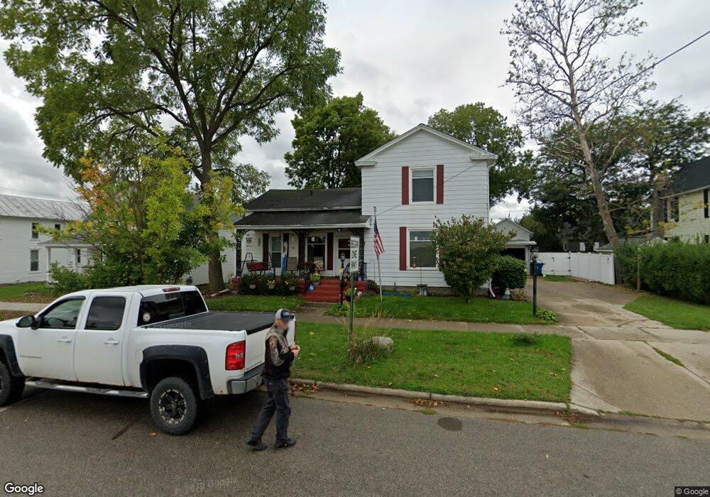 216 Riverside Dr, Lowell, MI 49331 - photo 1