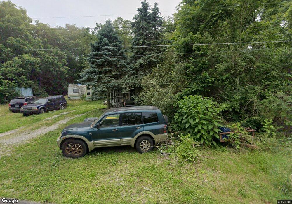 1517 Miller Ave, Anderson, IN 46016 - photo 1