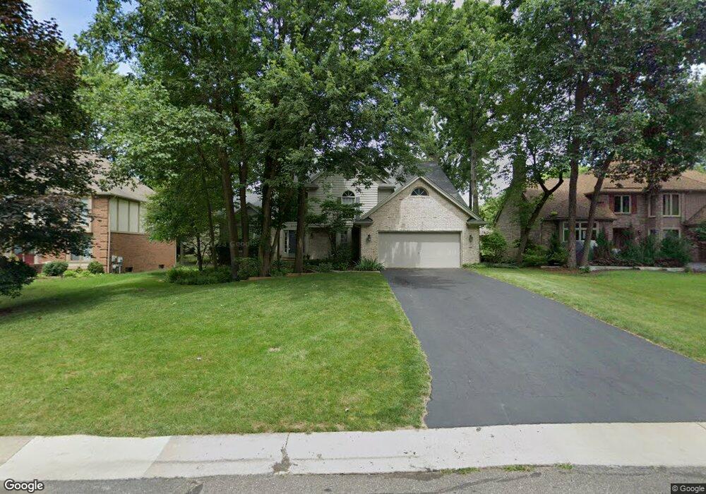 6166 Mission Dr unit Bldg-Unit, West Bloomfield, MI 48324 - photo 1